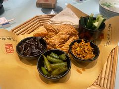 -丁里羊肉小镇(天鹅湖总店)