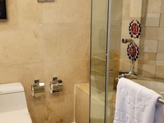 -岳阳阿波罗御庭酒店