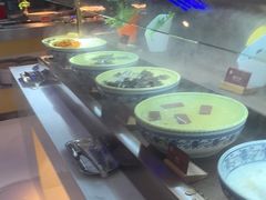 -腾阁自助餐厅(朝林广场店)