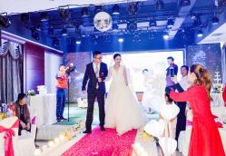点击看大图 -全城热恋璀璨婚纱摄影(国贸总店)