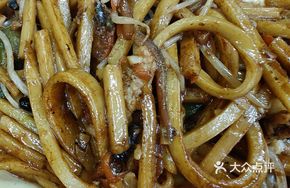 Old Friend Meat Fried Rice Noodles