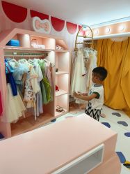-乐多星球潮玩中心(沈阳嘉里城店)