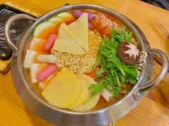 오두막部队火锅-恩你小木屋·韩式料理(南长街店)