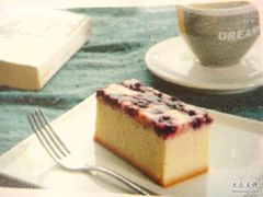 蓝莓芝士-榖屋house of flour(张江首店)