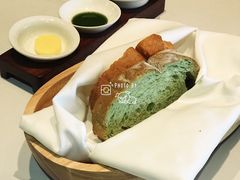 -GreyWhale灰鲸餐厅(武汉国际广场店)