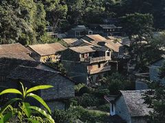 -高荡千年布依古寨旅游景区