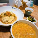 蟹黄面一口沦陷 太太太好吃了吧！
