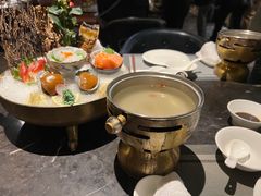 -半岛翡丽海鲜自助餐厅(观风亭店)