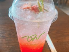 荔枝气泡水-Chom Cafe and Restaurant