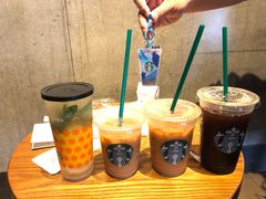 -星巴克(杭州西湖银泰1F店)