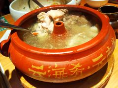 云南经典汽锅鸡-云海肴·汽锅鸡·云南菜(高德置地店)