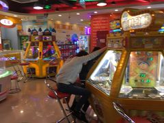-汤姆熊欢乐世界(滨江店)