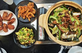 Signature Dry-Braised Fruit Garden Chicken