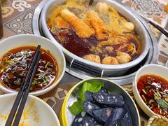 -顶上头·螺蛳火锅(五一新村店)