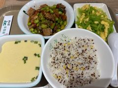 -老乡鸡(融科天地店)