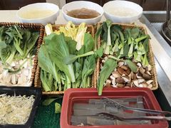 -曲江惠宾苑宾馆(大雁塔大唐不夜城店)