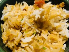 广式腊味煲仔饭-狐狸爱上椰子鸡(滨江星光大道店)