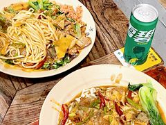 -方铲铲·成都板凳面(滨江银泰店)