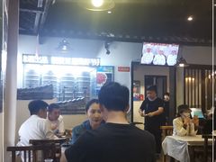 大堂-靓靓蒸虾(中山公园店)