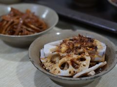 -董哥山城碗碗香(美专校街店)