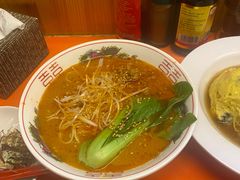 -拉面莊夢語＆中华料理八椿