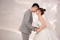 -莫兰迪婚纱摄影