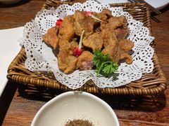 老青岛炸五花肉-前海沿·青岛菜(大拇指广场石老人店)