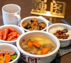 -巍阁高端月子会所