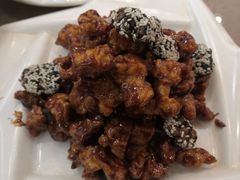 酱爆核桃鸡丁-大眼锅贴饺子(河西店)