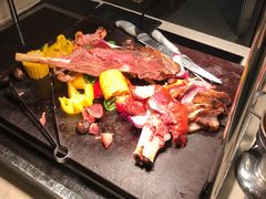 -海口绿发希尔顿酒店-田园汇自助餐·三文鱼·海鲜