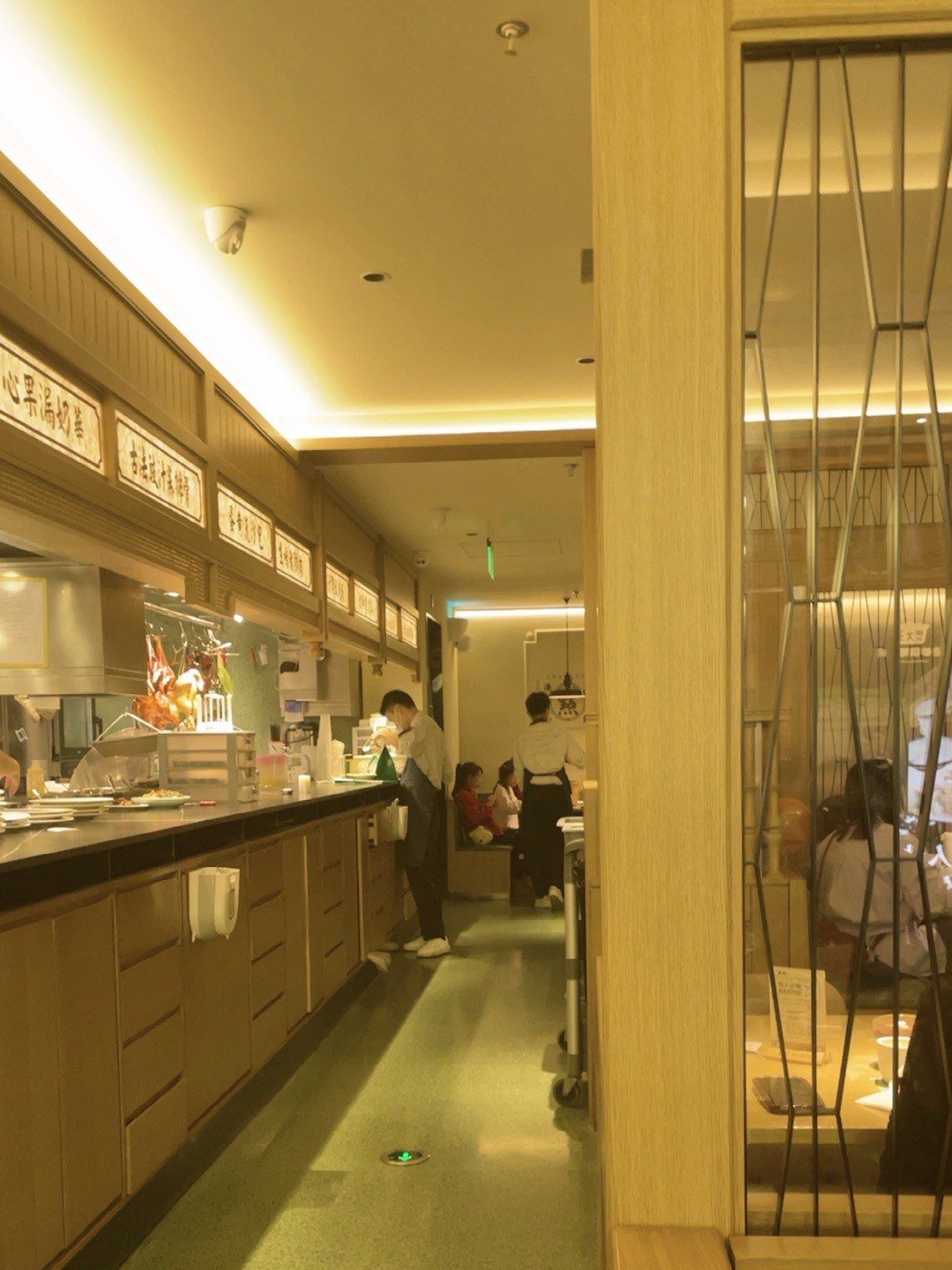 茶港 开放式厨房,服务菜品都不错