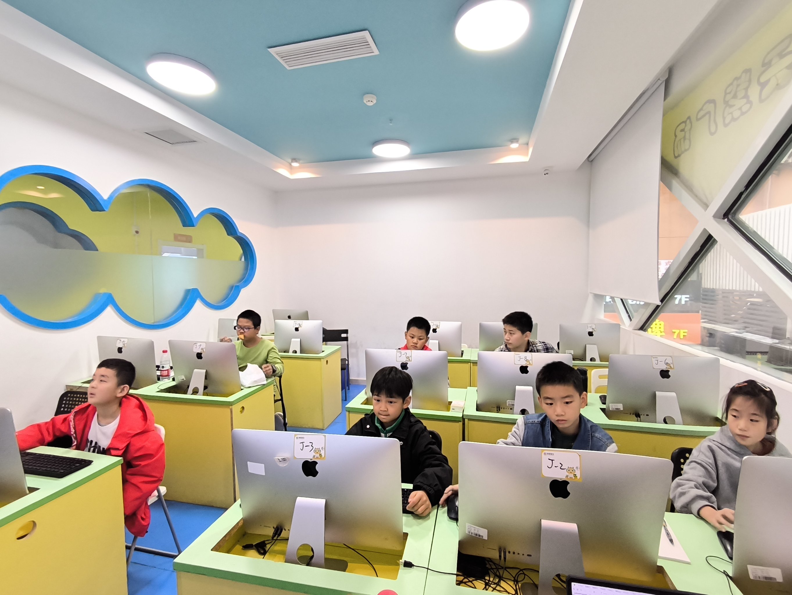 代刷数学类网课(代刷数学类网课违法吗)