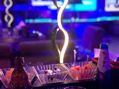 -汉斯酒吧