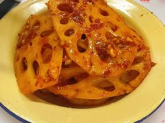 -堂瓦里·33年传统赣菜(第一街区店)