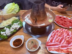 -正宗乌拉满族炭火锅(四平店)