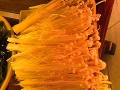 金针菇-在蜀里·一米肥牛老火锅(黄埔店)