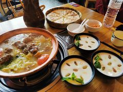 -阿婆情腊排骨火锅(金虹路店)