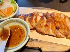 -大头虾越式风味餐厅(光明广场店)