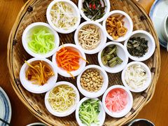 -包整·丝娃娃(一览甲秀楼风景店)