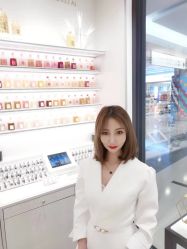 -法国娇兰精品店