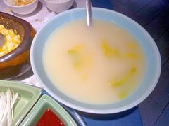鸭架汤-羲和雅苑•北京烤鸭(国贸商城店)