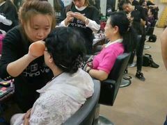 -维纳斯化妆摄影学校