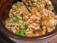 腊味芋头萝卜饭-荣轩(新荣记环球金融中心店)
