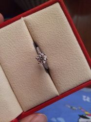 -威德钻石-克拉钻大本营(南京东路店)