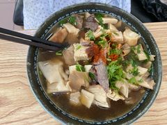 牛肉罩火烧-清真·白家牛肉罩火烧老店(育才街店)