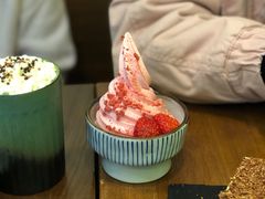草莓冰淇淋-無邪(东部银泰城店)
