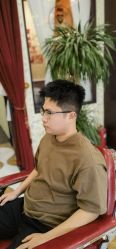 -东方先生国潮男士理发馆
