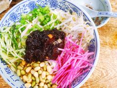 老北京炸酱面-门框胡同百年卤煮(新街口店)