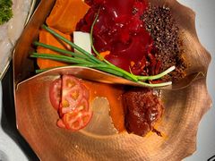 娇嫩鲜鸭血-墨居上隐·院子里火锅(峨眉店)