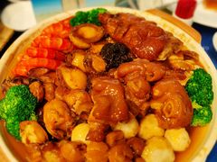 -深圳富苑皇冠假日套房酒店